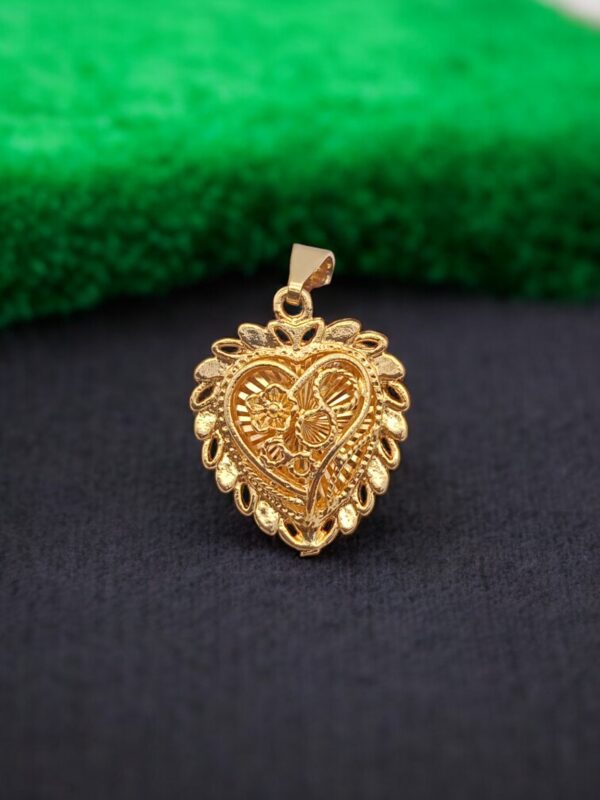 Pretty Queen - 1 Gram Gold Plated Dollar/Pendant For Chains