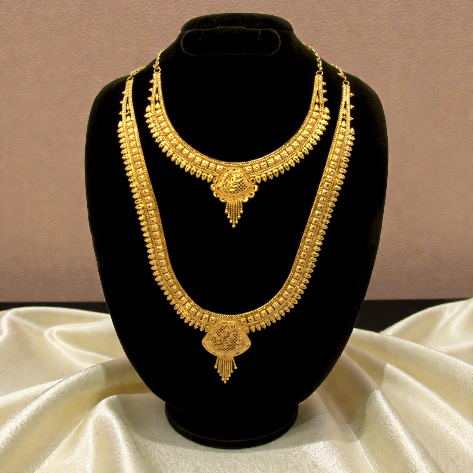 Forming Gold Plated Jewellery Set/Haaram Set