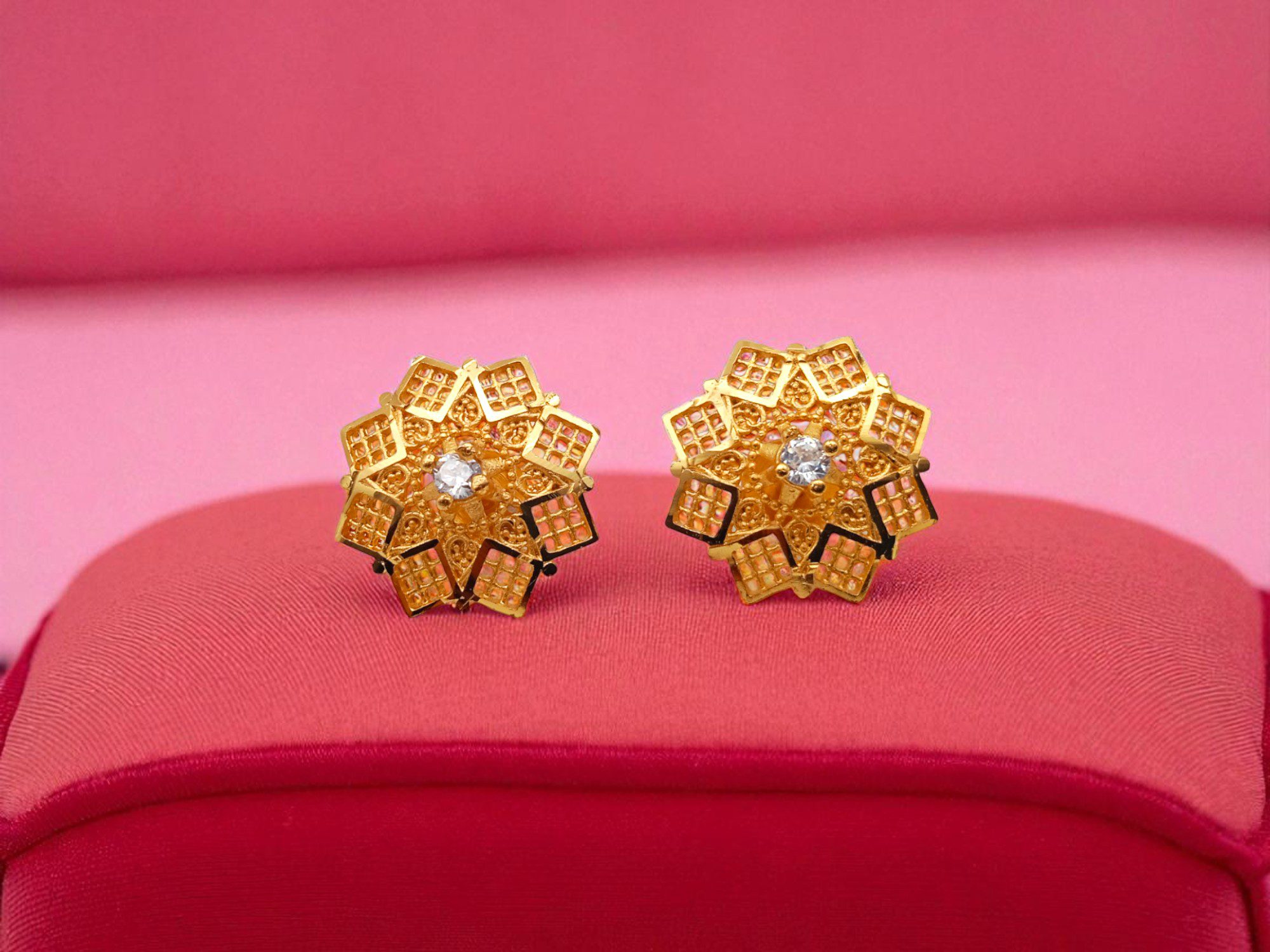 Forming Gold Plated Floral Stud Earring