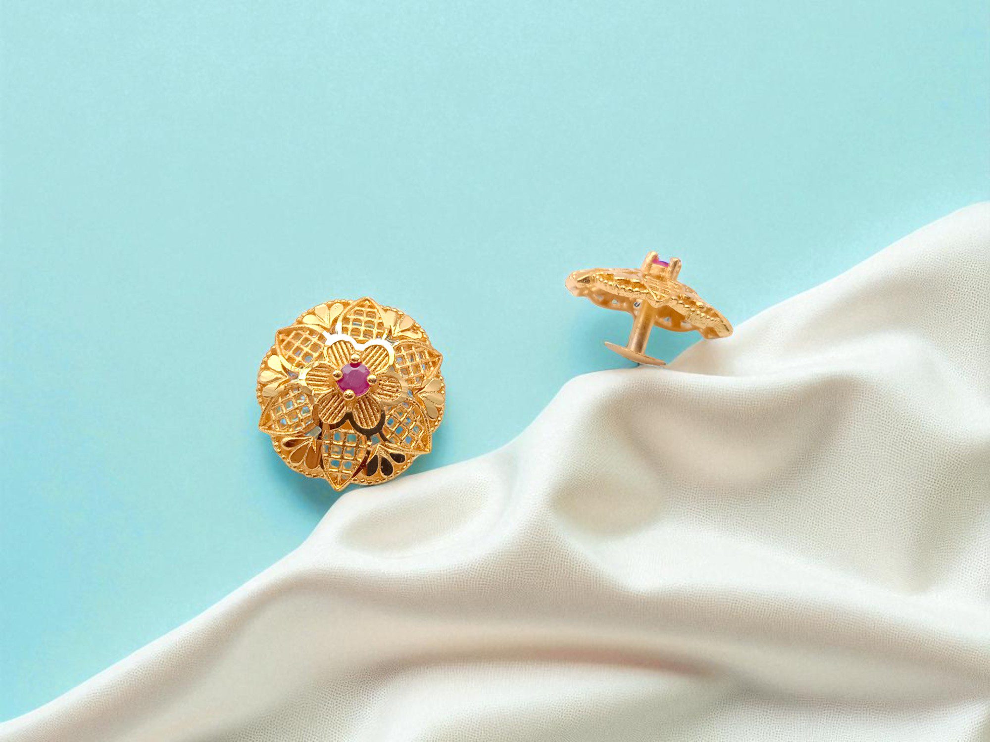 Forming Gold Plated Floral Stud
