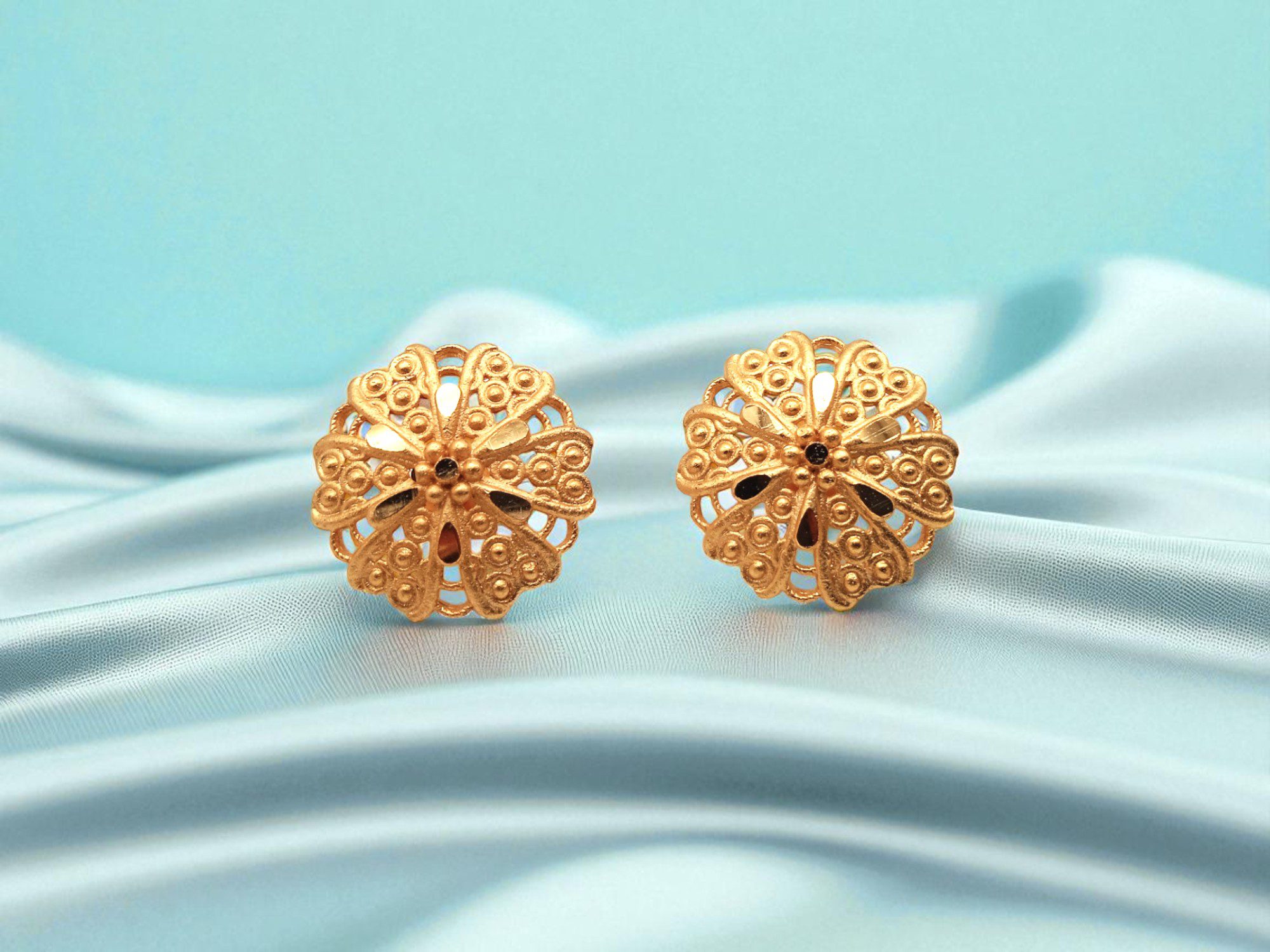 Forming Gold Plated Floral Stud Earring