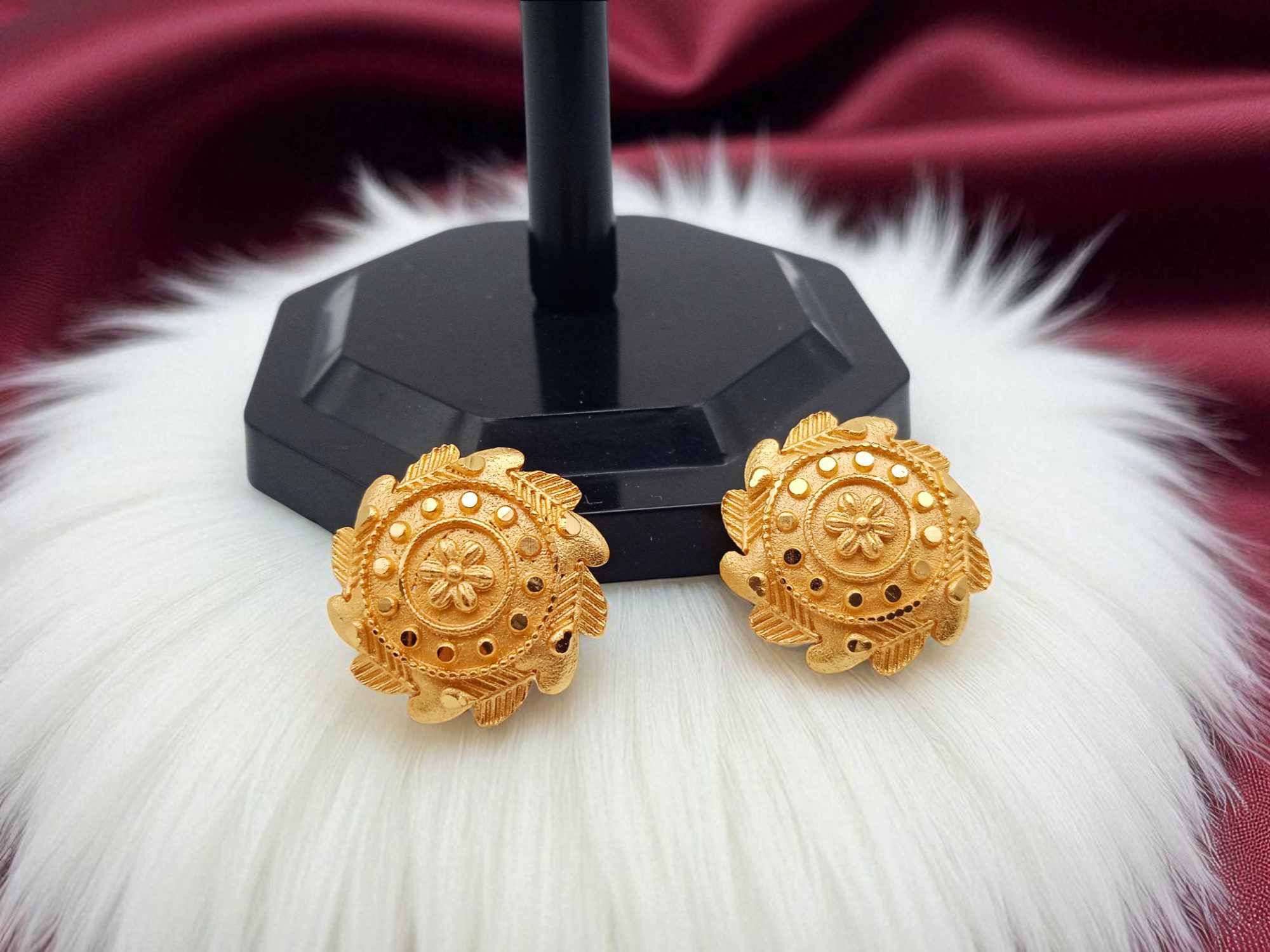 Forming Gold Plated Floral Stud Earring