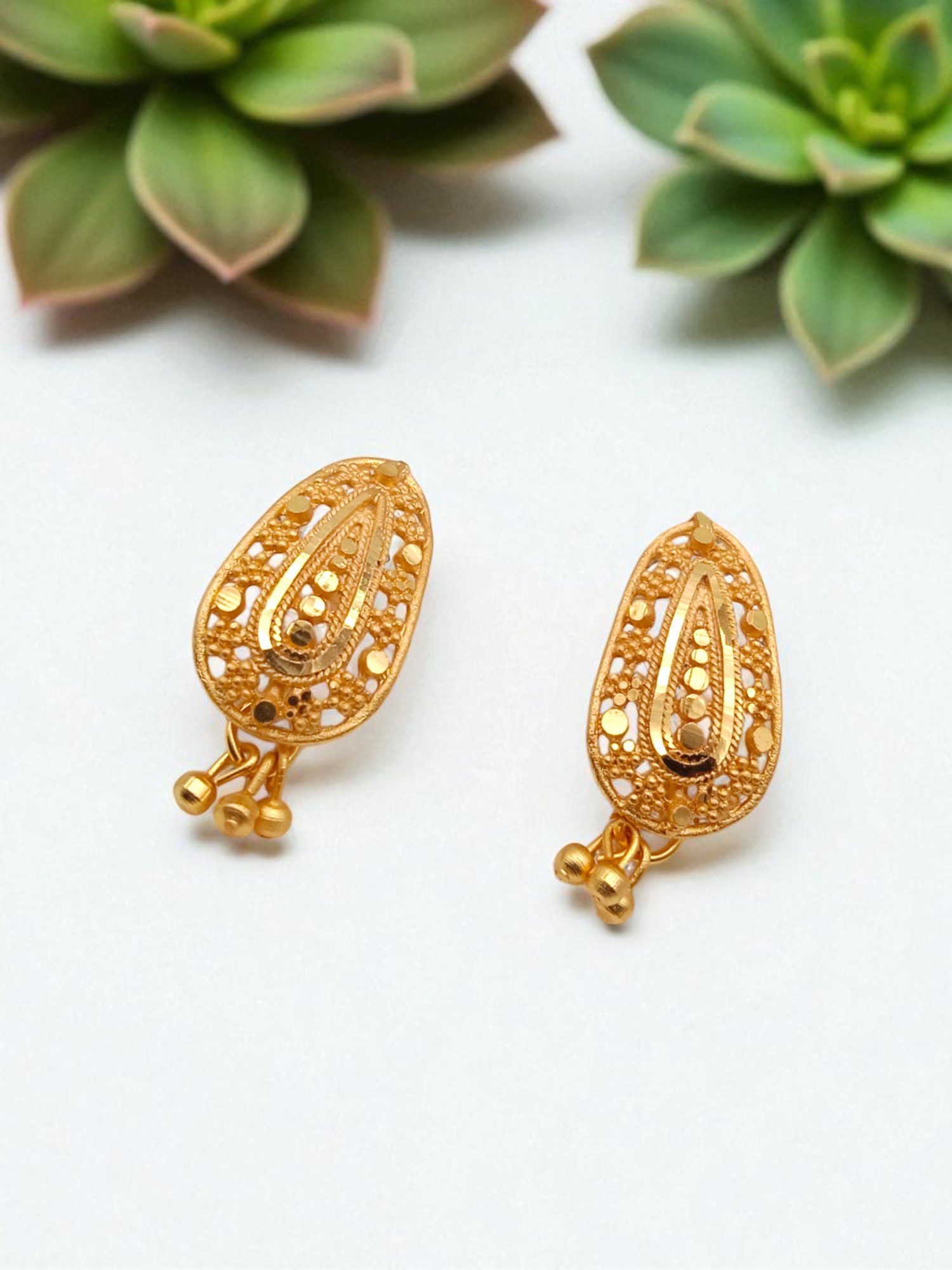 Forming Gold Plated Drops