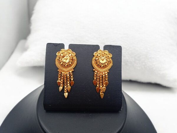 Pretty Queen - 1 Gram Gold Plated AD Stone Stud/Drop Earring