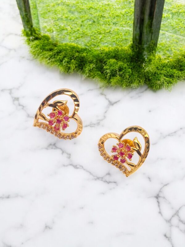 Pretty Queen - 1 Gram Gold Plated AD Stone Stud Earring