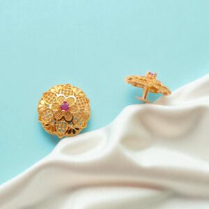 Forming Gold Plated Floral Stud